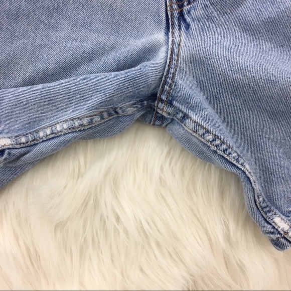 Vintage 12” Rise Levi’s Shorts - Picture 4 of 7